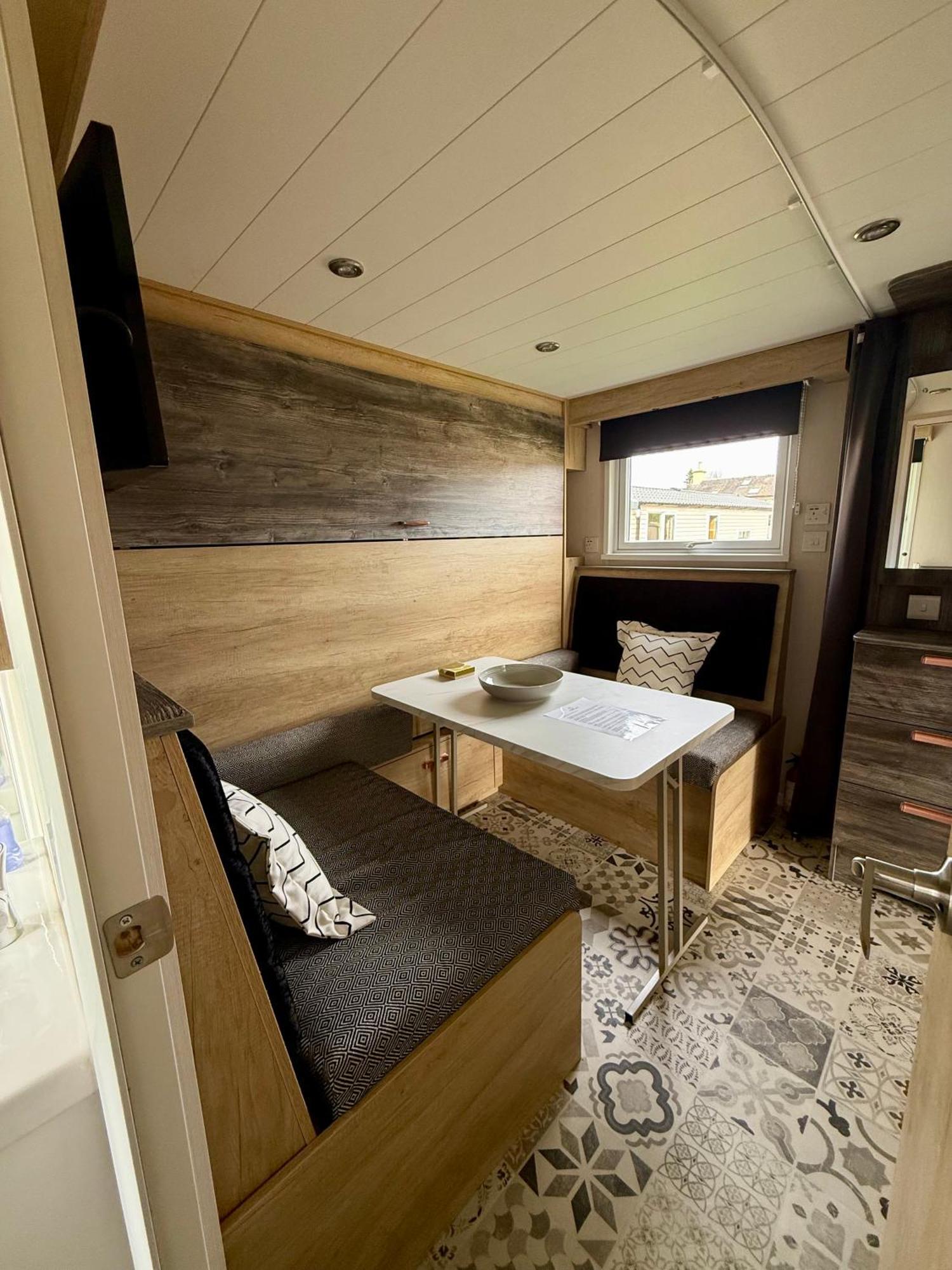 Hotel The Parr Pod - Beautiful, Luxury Pod Aberlour Exterior foto